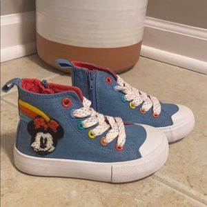 NWT sz7 MINNIE MOUSE sneakers